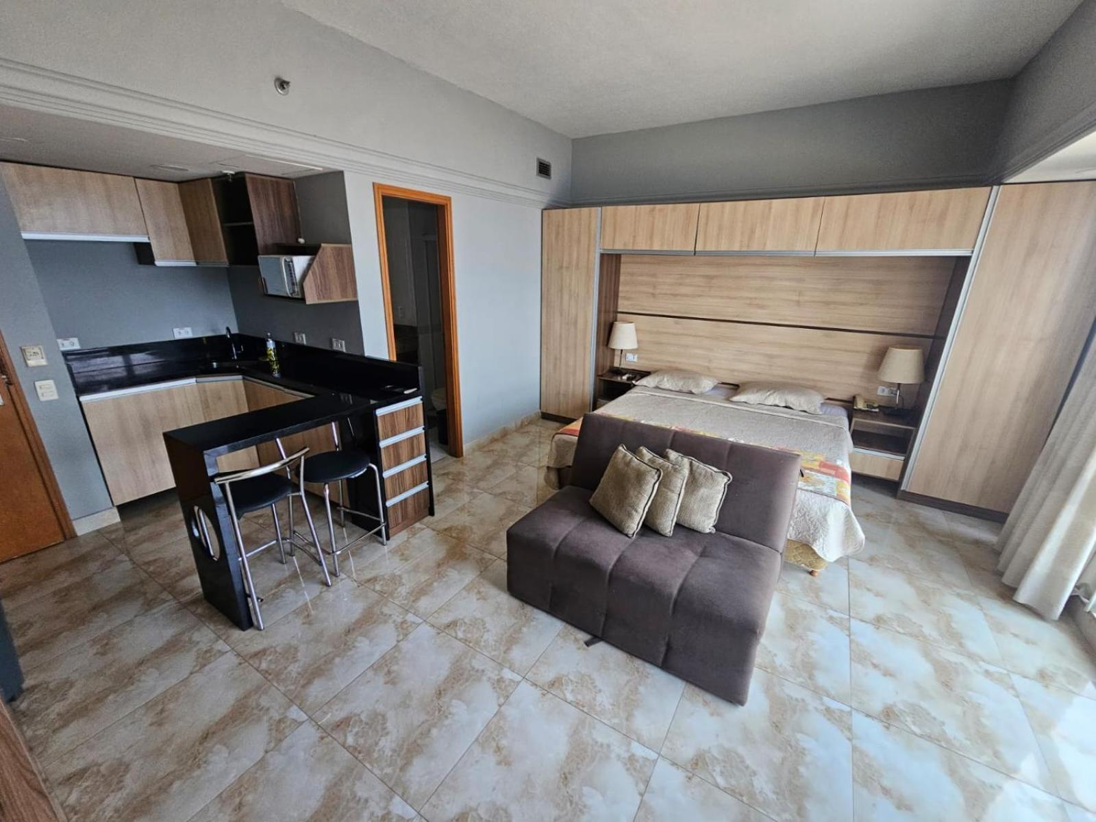 Tropical Executive Luxuoso Vista Pro Rio Aparthotel Manaus Exterior photo